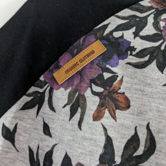 Picture Lukachukai Floral Sweatshirt Grey Black Pink Size Large - Picture 6 of 6